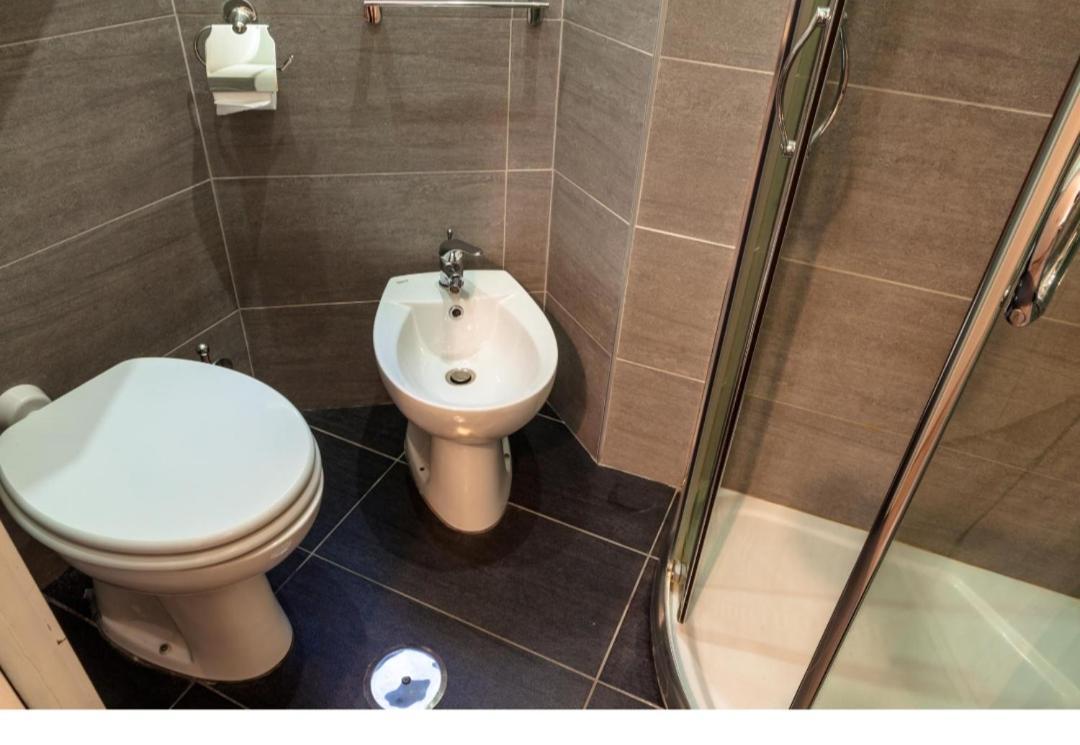 Infinity Castle Otel Roma Dış mekan fotoğraf