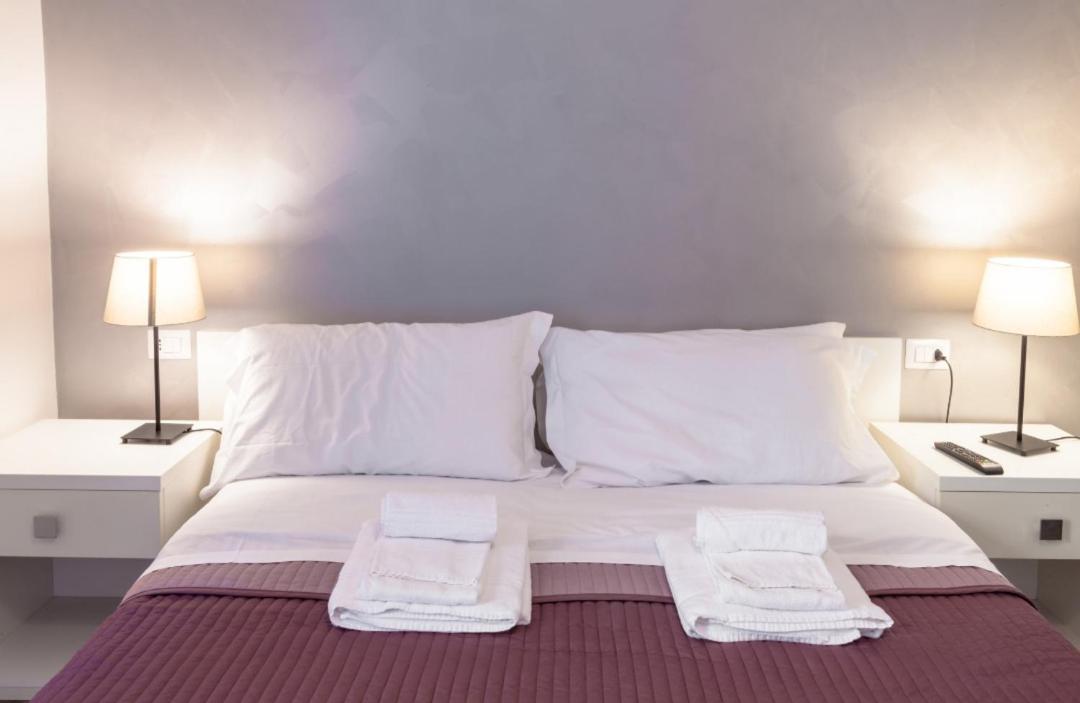Infinity Castle Otel Roma Dış mekan fotoğraf